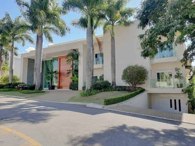 Casa com 2000m² 7 quartos e 10 banheiros, à venda, no bairro Residencial Tambore III em Santana de Parnaíba