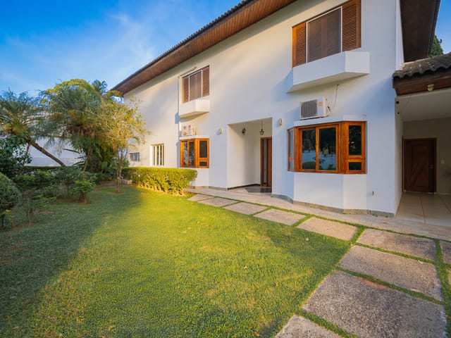 Foto do Casa - Casa tipo para venda em Granja Viana com 4 quartos, sendo 3 suítes, 465m² | Lares e Andares Imóveis