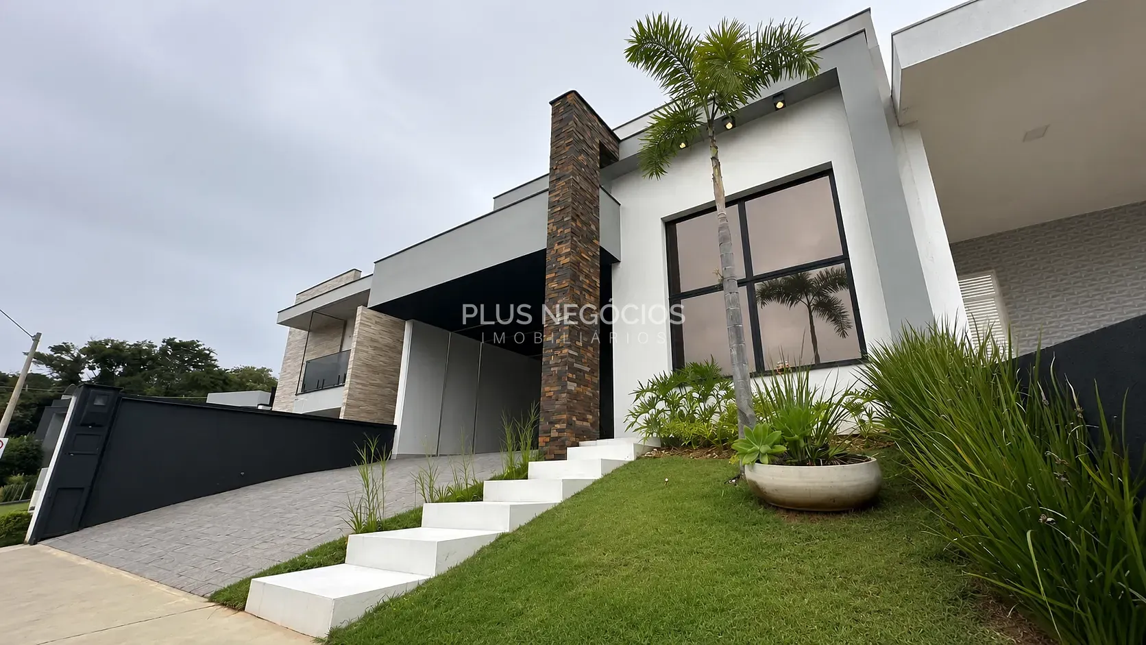 Casa, 3 quartos, 250 m² - Foto 1