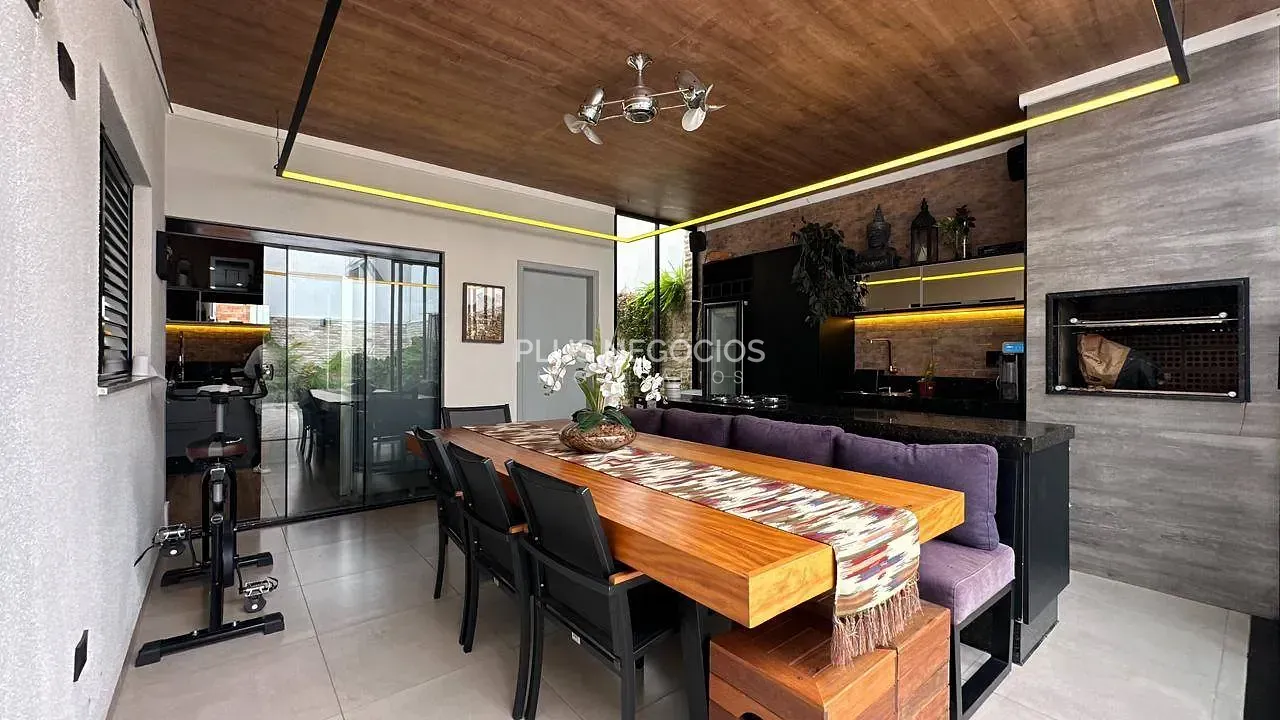 Casa, 3 quartos, 250 m² - Foto 14