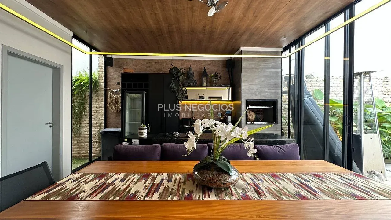 Casa, 3 quartos, 250 m² - Foto 15