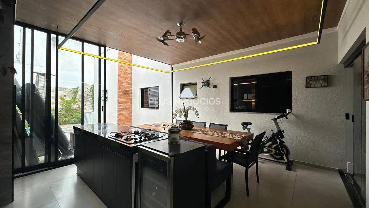 Casa, 3 quartos, 250 m² - Foto 16