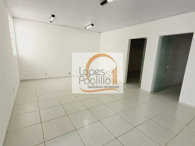 Casa 2 quartos e 2 banheiros, para alugar, no bairro Centro em Atibaia