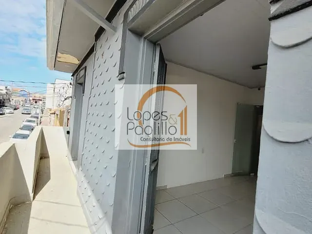 Casa 2 quartos e 2 banheiros, para alugar, no bairro Centro em Atibaia