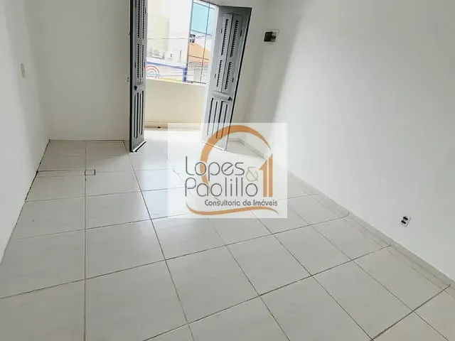 Casa 2 quartos e 2 banheiros, para alugar, no bairro Centro em Atibaia