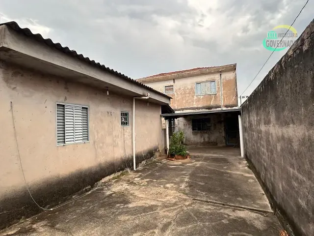 Casa com 300m² 2 quartos e 1 banheiro, à venda, no bairro Parque Universitário de Viracopos em Campinas