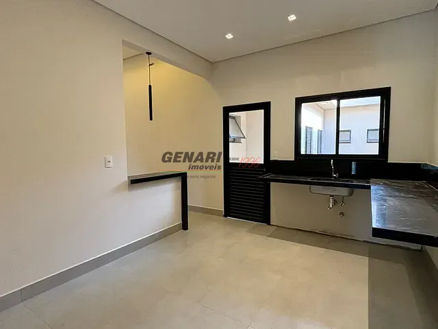 Casa com 200m² 3 quartos e 2 banheiros, à venda, no bairro Chácaras Alvorada em Indaiatuba