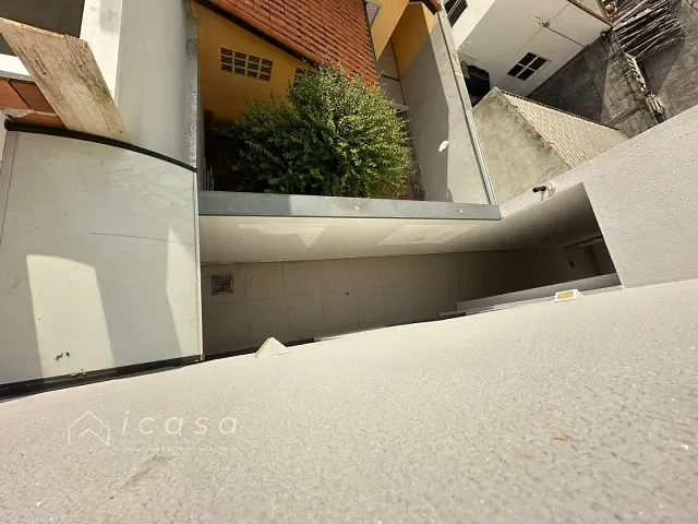 Casa com 190m² 2 quartos e 4 banheiros, à venda, no bairro Jardim Santa Júlia em São José dos Campos