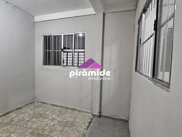 Casa com 42m² 1 quarto e 1 banheiro, para alugar, no bairro Jardim Santa Mônica em Campinas