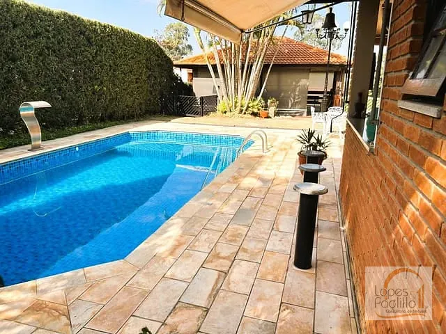 Casa com 1300m² 3 quartos e 3 banheiros, à venda, no bairro Condomínio Parque das Garças I em Atibaia