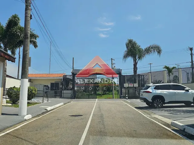 Casa com 10m² 2 quartos e 1 banheiro, à venda, no bairro Jardim das Paineiras II em São José Dos Campos