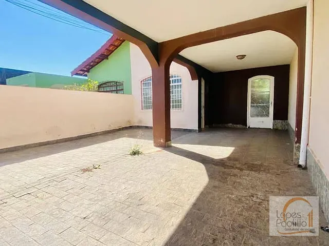 Casa com 150m² 2 quartos e 2 banheiros, à venda ou para alugar, no bairro Atibaia Jardim em Atibaia