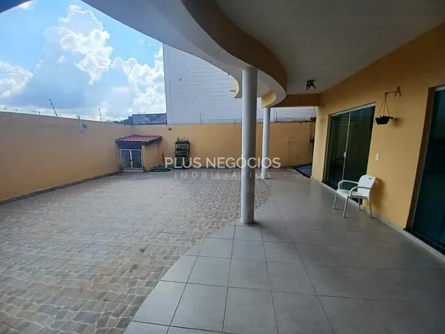 Sobrado 4 quartos e 3 banheiros, à venda, no bairro Jardim do Paço em Sorocaba