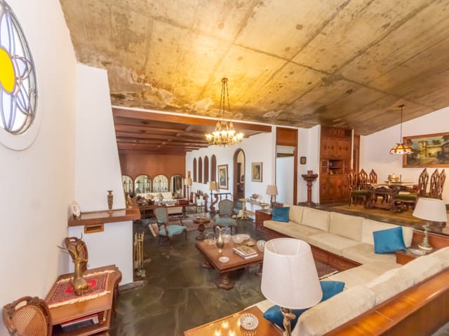 Casa com 650m² 5 quartos e 6 banheiros, à venda, no bairro Campo Belo em São Paulo