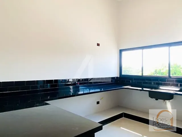 Casa com 640m² 3 quartos e 4 banheiros, à venda, no bairro Loteamento Jardim Morumbi em Atibaia