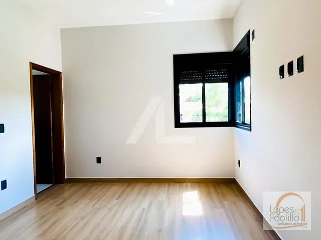 Casa com 640m² 3 quartos e 4 banheiros, à venda, no bairro Loteamento Jardim Morumbi em Atibaia