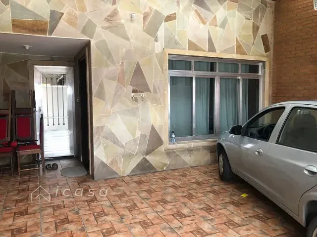 Casa com 220m² 3 quartos e 3 banheiros, à venda, no bairro Centro em Jacareí