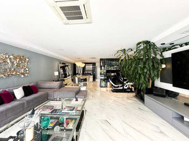 Casa com 417m² 3 quartos e 4 banheiros, à venda, no bairro Jardim Panorama em São Paulo