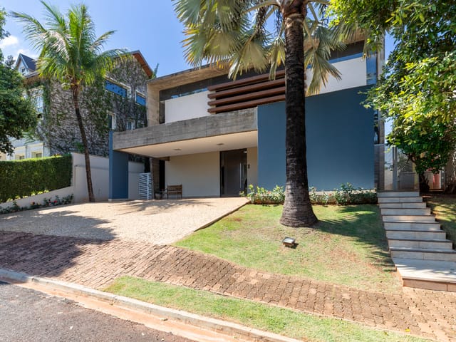 Foto do Casa - Casa no condomínio Condomínio Siena para venda com 3 quartos, sendo 3 suítes, 346m² | Lares e Andares Imóveis