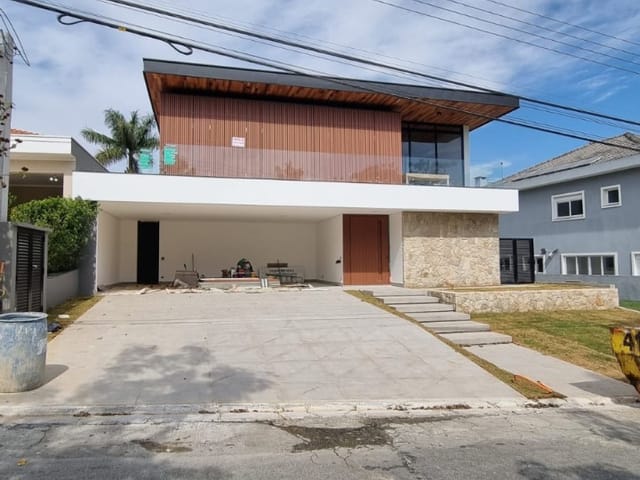 Casa com 550m² 4 quartos e 6 banheiros, à venda, no bairro Residencial Morada dos Lagos em Barueri