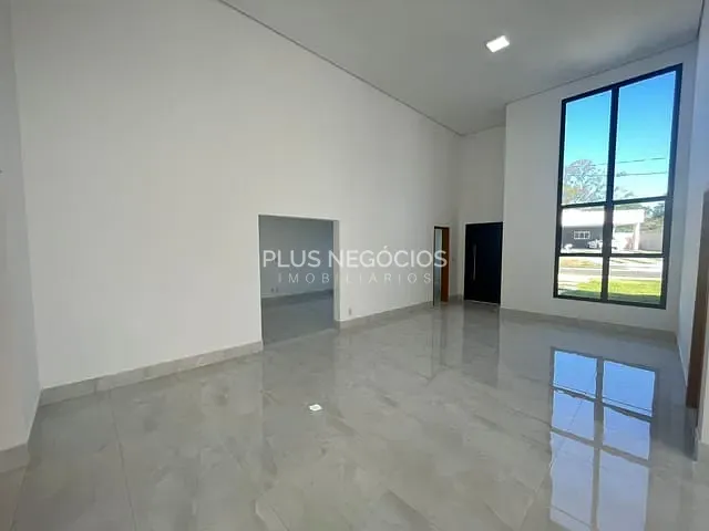 Casa com 1000m² 3 quartos e 5 banheiros, à venda, no bairro Araçoiaba da Serra em Araçoiaba da Serra