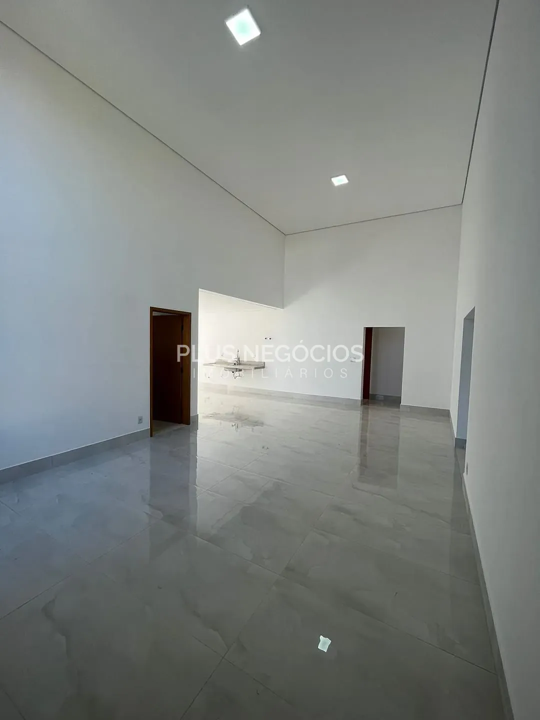 Casa, 3 quartos, 350 m² - Foto 4