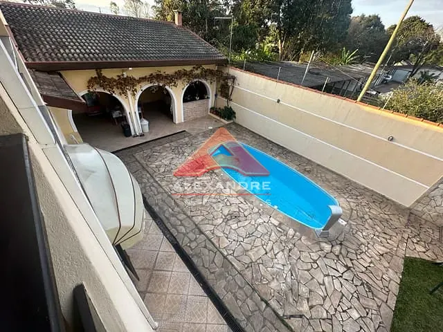 Casa com 520m² 4 quartos e 2 banheiros, à venda, no bairro Eugênio de Melo em São José dos Campos