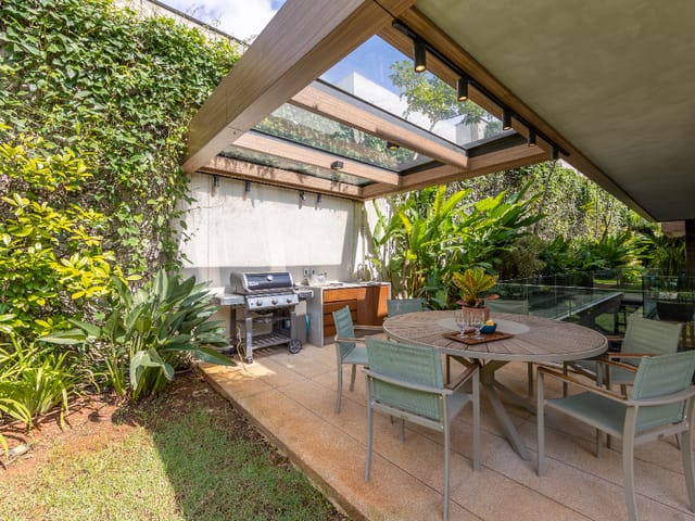 Casa com 628m² 3 quartos e 5 banheiros, à venda, no bairro Alto de Pinheiros em São Paulo