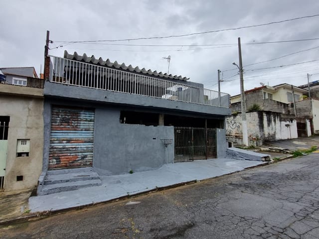 Foto do Casa - Casa tipo para venda e locação em Jardim Santo Eduardo com 4 quartos, 293m² | Lares e Andares Imóveis