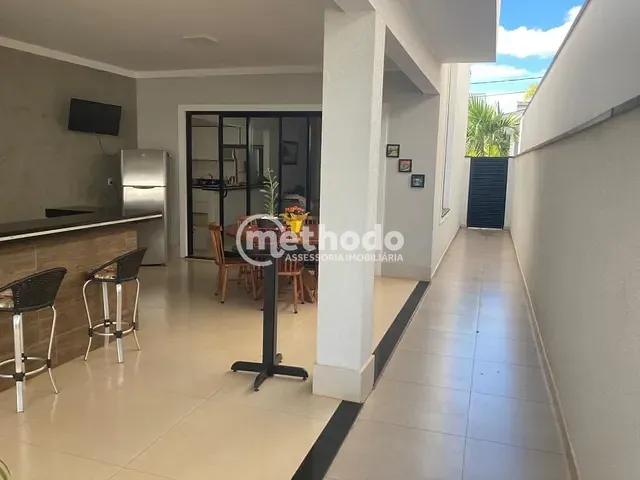 Casa com 390m² 3 quartos e 5 banheiros, à venda, no bairro Parque Brasil 500 em Paulínia