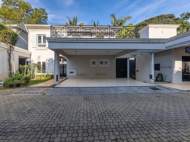 Casa com 245m² 4 quartos e 5 banheiros, à venda, no bairro Alto Da Boa Vista em São Paulo