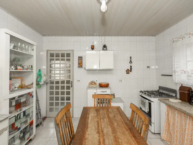 Foto do Casa - Casa para venda em Chora Menino com 8 quartos, sendo 2 suítes, 104m² | Lares e Andares Imóveis