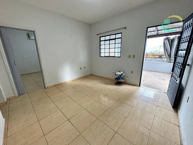 Casa com 551m² 2 quartos e 1 banheiro, à venda ou para alugar, no bairro Jardim Novo Campos Elíseos em Campinas