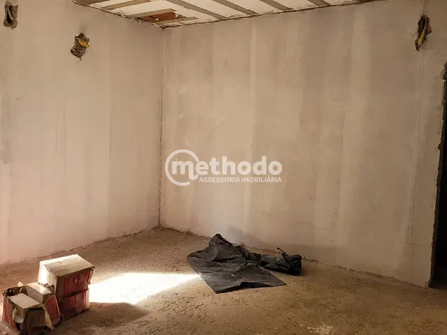 Casa com 350m² 3 quartos e 3 banheiros, à venda, no bairro Capuava em Valinhos