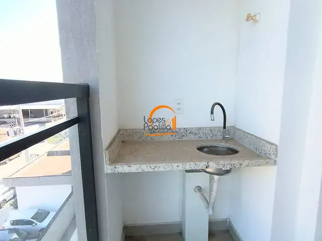 Apartamento com 50m² 1 quarto e 2 banheiros, para alugar, no bairro Vila Thais em Atibaia