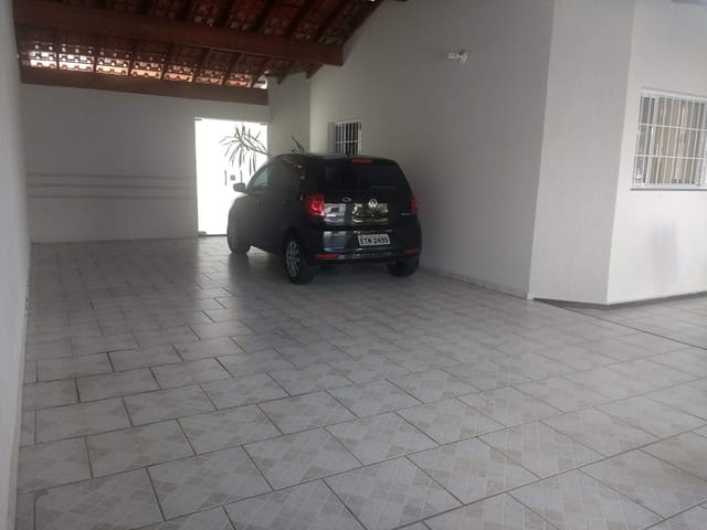 Casa com 390m² 3 quartos e 3 banheiros, à venda, no bairro Conjunto Habitacional Terra dos Ipês II (Fase I) em Pindamonhangaba