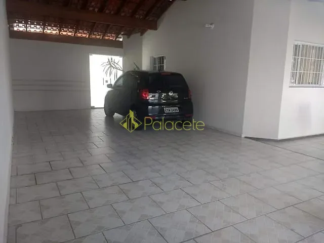Casa com 390m² 3 quartos e 3 banheiros, à venda, no bairro Conjunto Habitacional Terra dos Ipês II (Fase I) em Pindamonhangaba