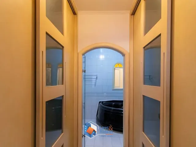 Casa com 331m² 3 quartos e 4 banheiros, à venda, no bairro Vila Galvão em Guarulhos