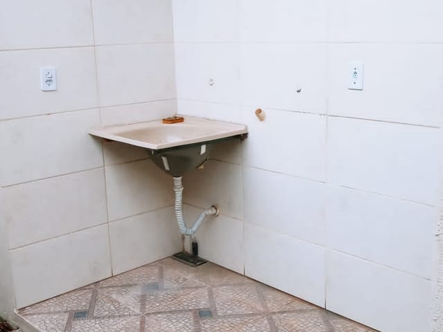 Casa com 125m² 2 quartos e 1 banheiro, à venda, no bairro Vila Olímpia em Taubaté