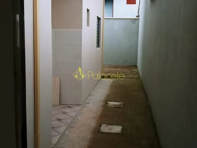Casa com 125m² 2 quartos e 1 banheiro, à venda, no bairro Vila Olímpia em Taubaté