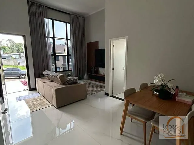 Casa com 300m² 3 quartos e 4 banheiros, à venda ou para alugar, no bairro Condomínio Atibaia Park I em Atibaia