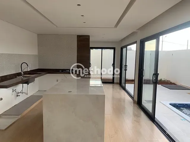 Casa com 200m² 3 quartos e 4 banheiros, à venda, no bairro Vila Bressani em Paulínia
