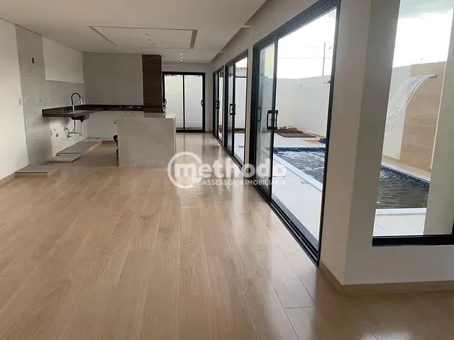 Casa com 200m² 3 quartos e 4 banheiros, à venda, no bairro Vila Bressani em Paulínia