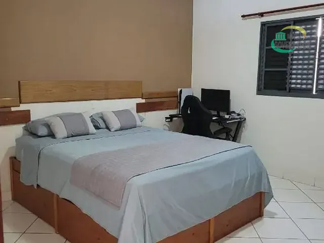 Casa 2 quartos e 1 banheiro, para alugar, no bairro Jardim García em Campinas