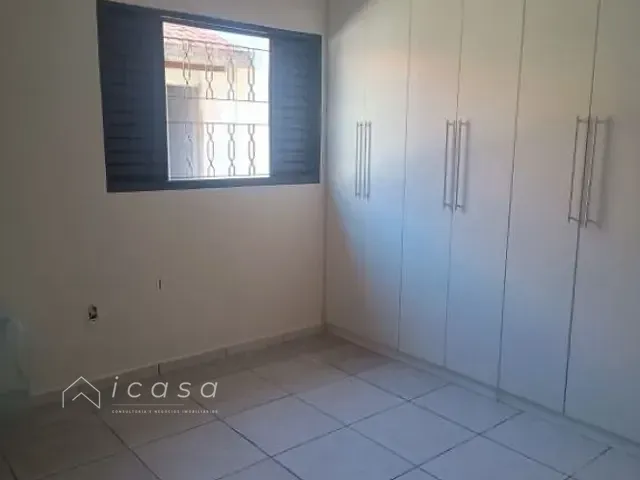 Casa com 250m² 3 quartos e 3 banheiros, à venda, no bairro Village das Flores em Caçapava