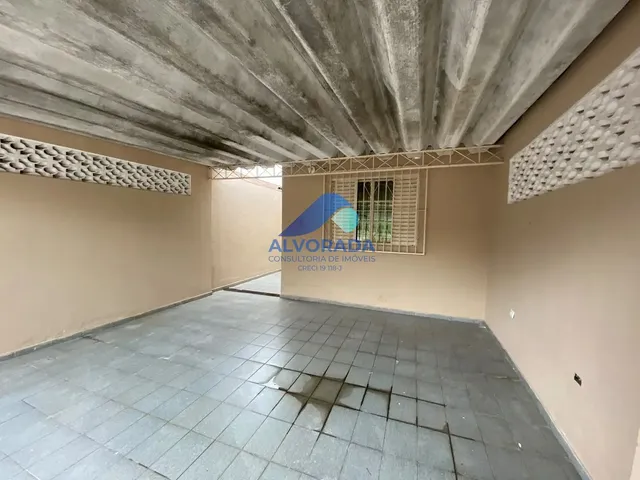 Casa com 10m² 2 quartos e 1 banheiro, para alugar, no bairro Jardim Alvorada em São José Dos Campos