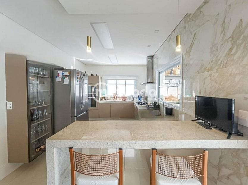 Casa, 4 quartos, 282 m² - Foto 9