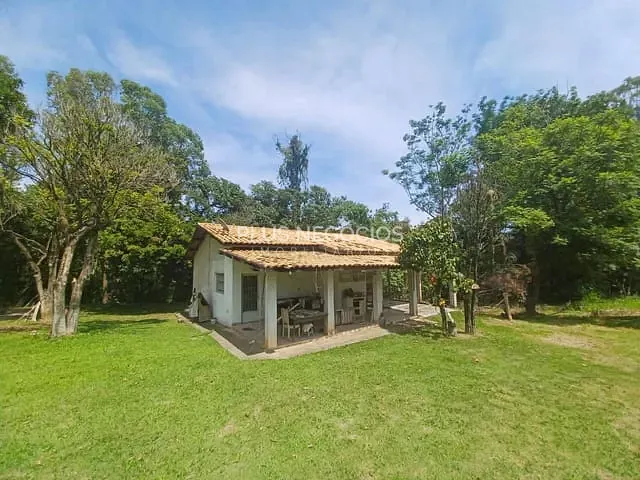 Chácara com 350m² 4 quartos e 4 banheiros, à venda, no bairro Residencial Chácara da Planície em Sorocaba