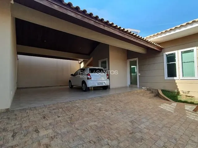 Casa com 384m² 3 quartos e 5 banheiros, à venda, no bairro Jardim Santa Rosália em Sorocaba
