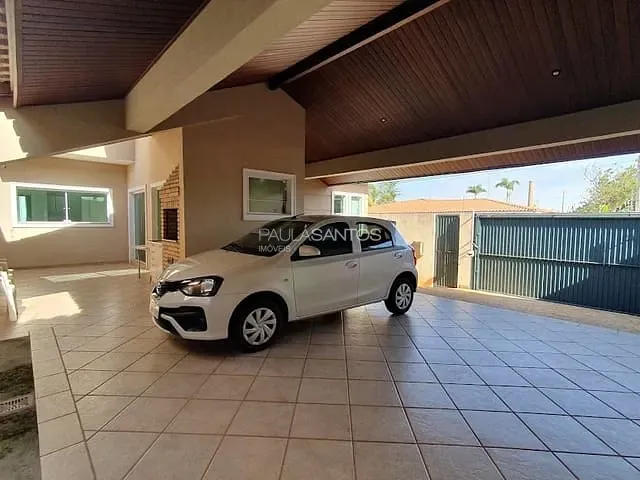 Casa com 384m² 3 quartos e 5 banheiros, à venda, no bairro Jardim Santa Rosália em Sorocaba